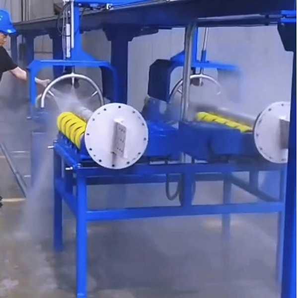 導(dǎo)電桿自動(dòng)清洗系統(tǒng) 導(dǎo)電桿自動(dòng)清洗系統(tǒng)